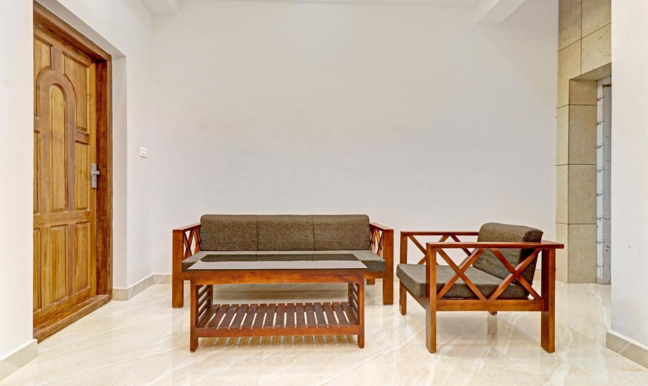 Itsy Hotels Palm Grove By D2V Kochi Εξωτερικό φωτογραφία