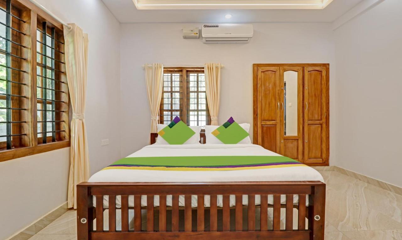 Itsy Hotels Palm Grove By D2V Kochi Εξωτερικό φωτογραφία