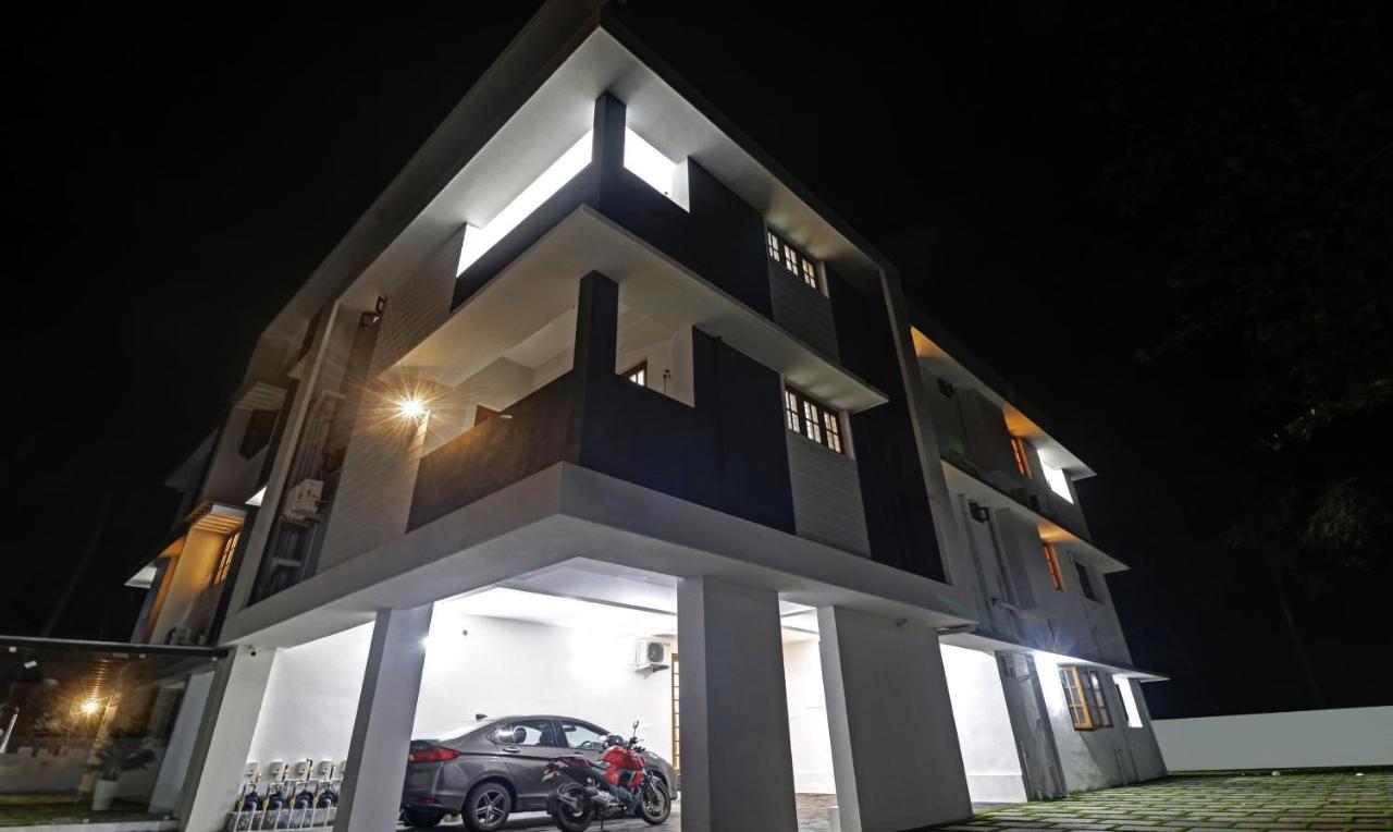 Itsy Hotels Palm Grove By D2V Kochi Εξωτερικό φωτογραφία